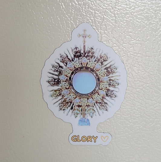 The Most Holy Blessed Sacrament magnet (pre order within 3 weeks)